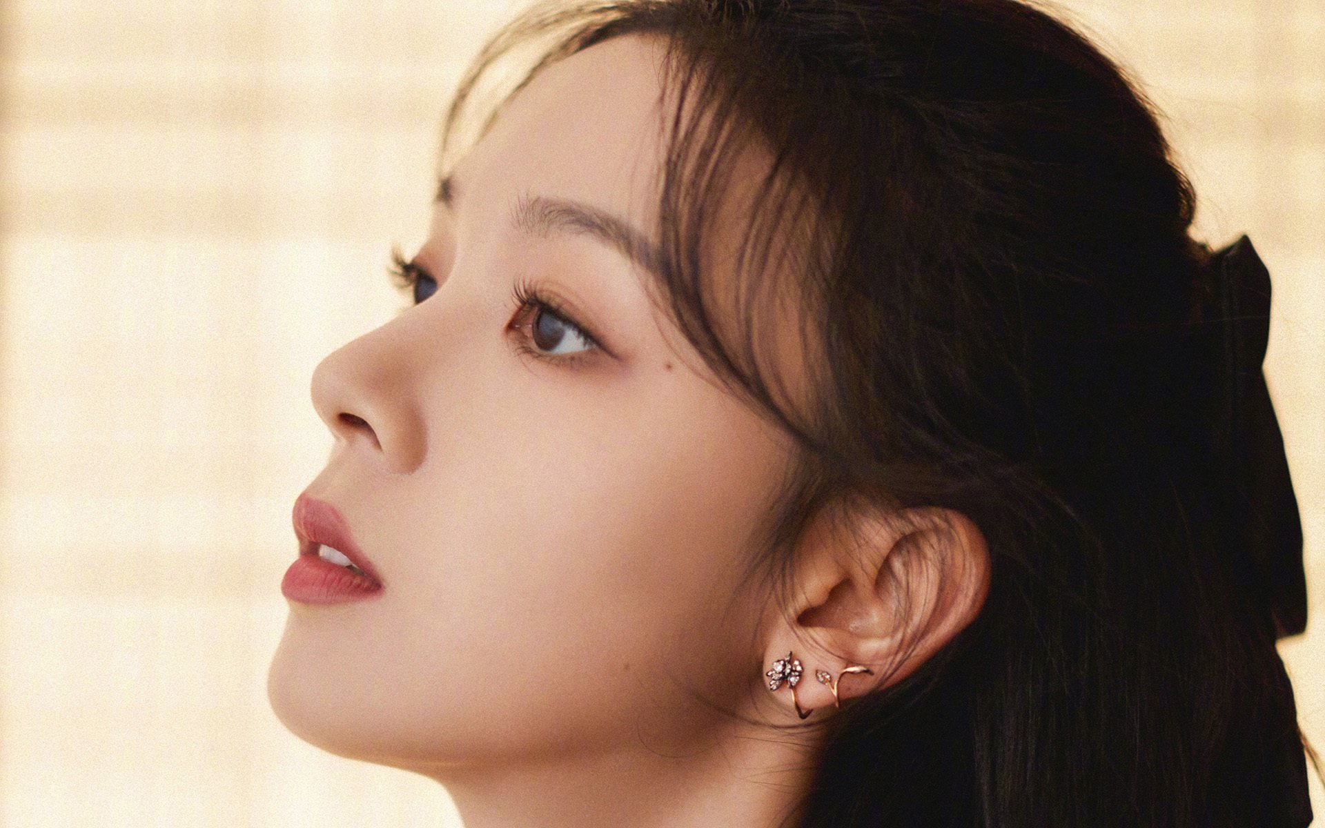 开云网址-中国女篮年轻新秀崭露头角，未来可期，中国女篮最年轻的成员是谁