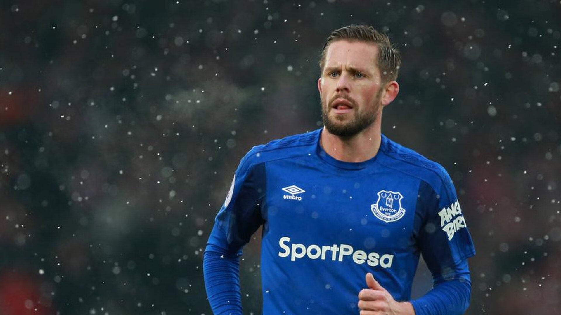 kaiyun 开云体育-新兴足球国家在国际赛场崭露头角，格局逐步变化，新兴足球运动员